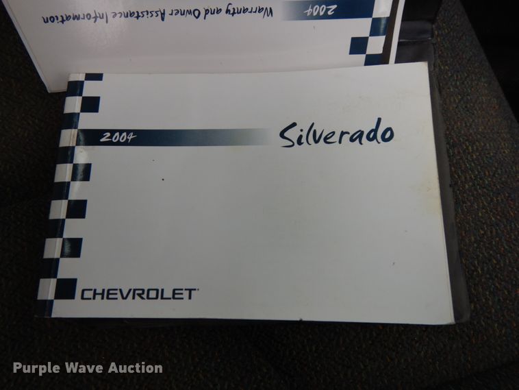 image for item DJ5804 2004 Chevrolet Silverado 1500  pickup truck