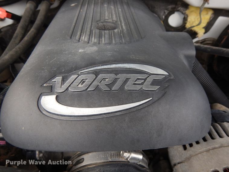 image for item DJ5804 2004 Chevrolet Silverado 1500  pickup truck