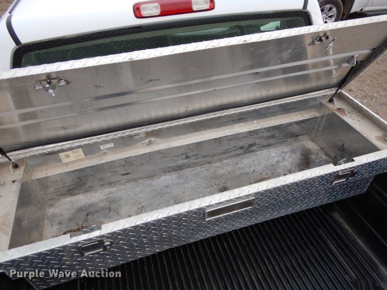 image for item DJ5804 2004 Chevrolet Silverado 1500  pickup truck