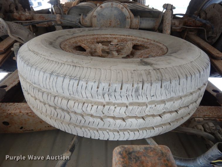 image for item DJ5804 2004 Chevrolet Silverado 1500  pickup truck