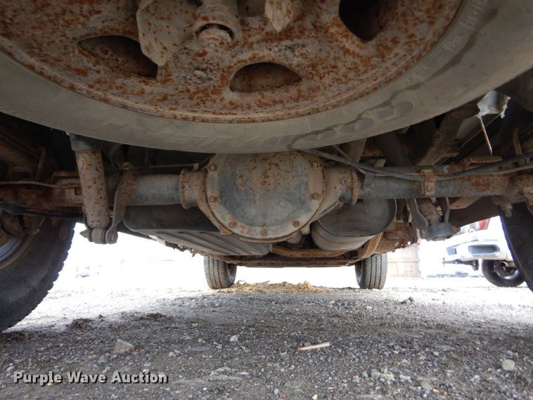 image for item DJ5804 2004 Chevrolet Silverado 1500  pickup truck