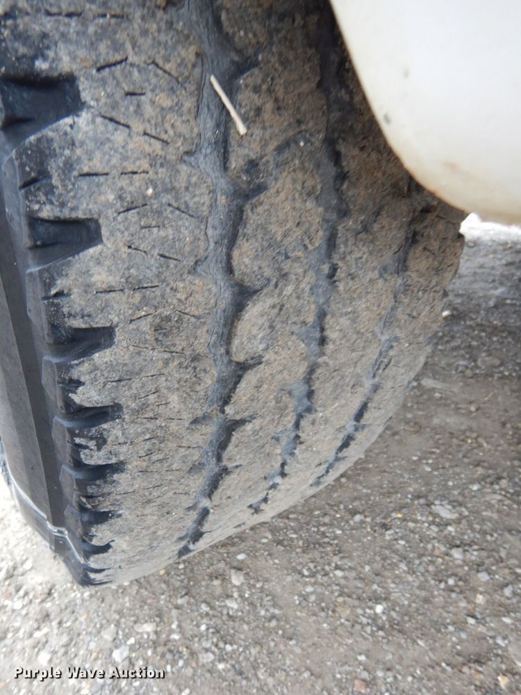 image for item DJ5804 2004 Chevrolet Silverado 1500  pickup truck