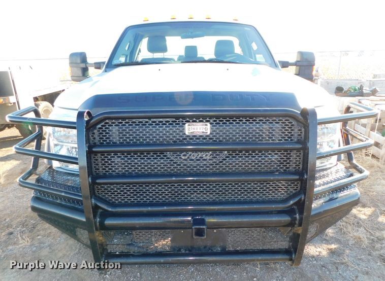 image for item DJ5846 2012 Ford F550 Super Duty XL  truck cab and chassis