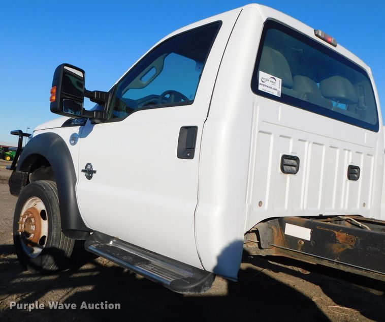 image for item DJ5846 2012 Ford F550 Super Duty XL  truck cab and chassis