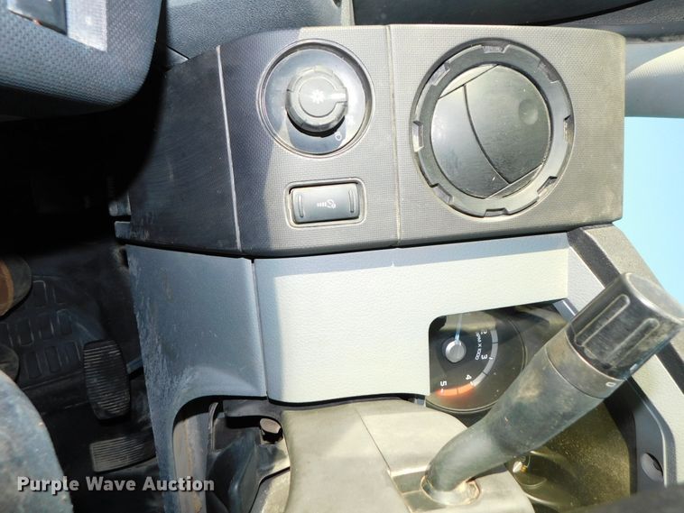 image for item DJ5846 2012 Ford F550 Super Duty XL  truck cab and chassis