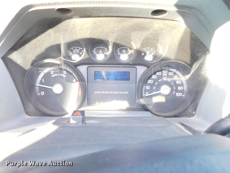 image for item DJ5846 2012 Ford F550 Super Duty XL  truck cab and chassis