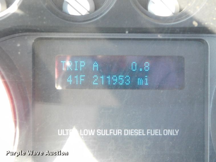 image for item DJ5846 2012 Ford F550 Super Duty XL  truck cab and chassis