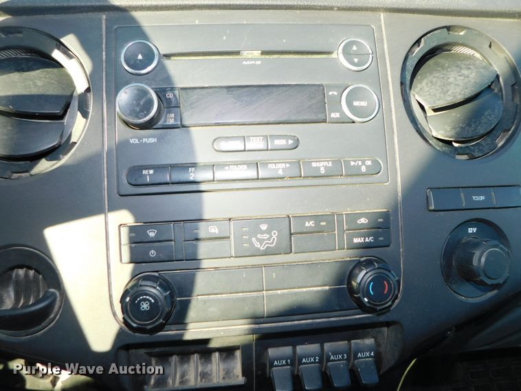 image for item DJ5846 2012 Ford F550 Super Duty XL  truck cab and chassis