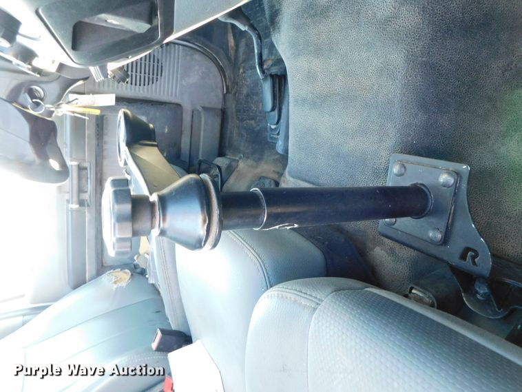 image for item DJ5846 2012 Ford F550 Super Duty XL  truck cab and chassis