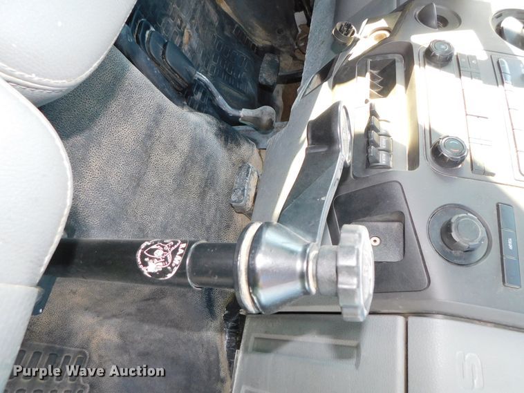 image for item DJ5846 2012 Ford F550 Super Duty XL  truck cab and chassis