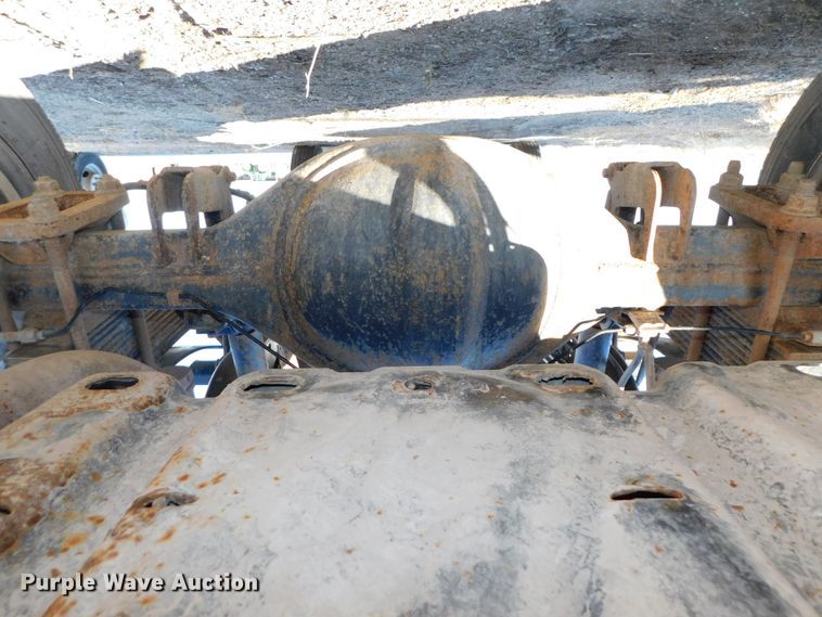 image for item DJ5846 2012 Ford F550 Super Duty XL  truck cab and chassis