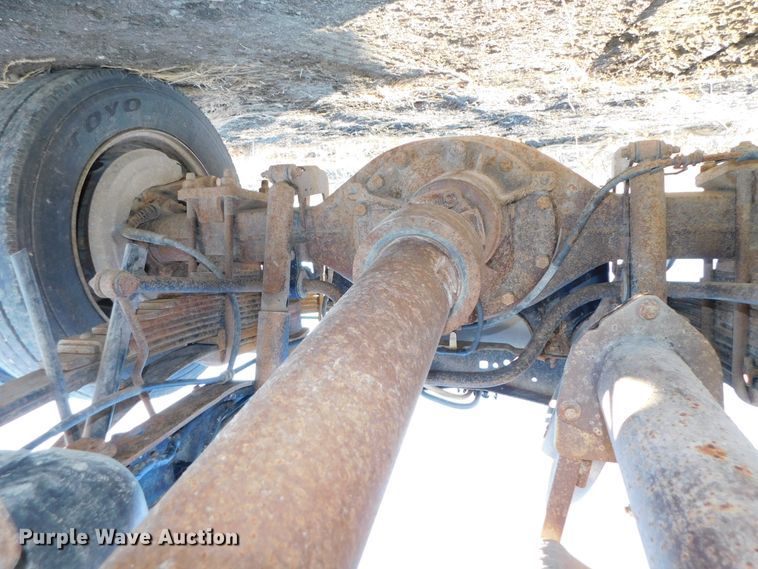 image for item DJ5846 2012 Ford F550 Super Duty XL  truck cab and chassis