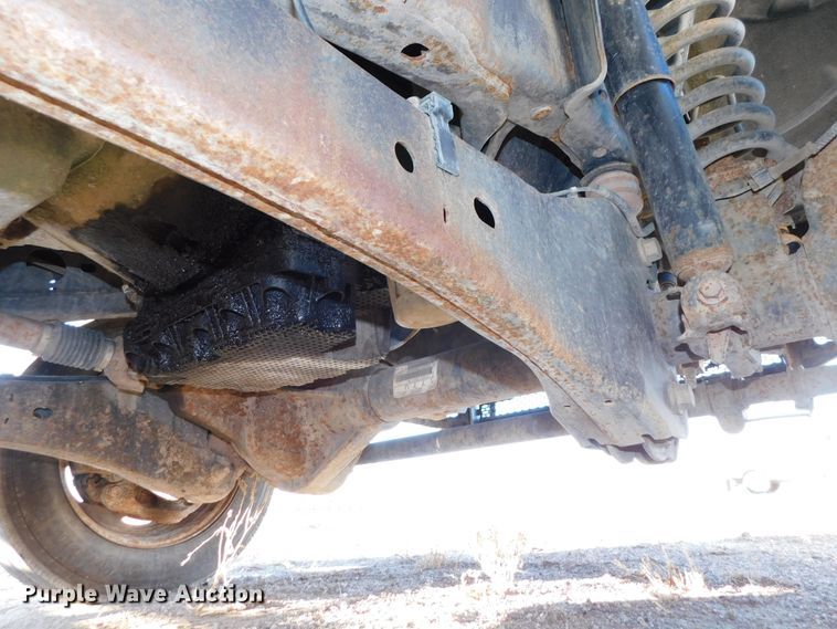 image for item DJ5846 2012 Ford F550 Super Duty XL  truck cab and chassis