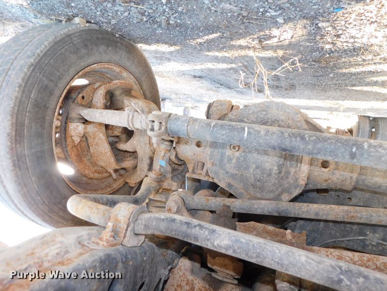 image for item DJ5846 2012 Ford F550 Super Duty XL  truck cab and chassis