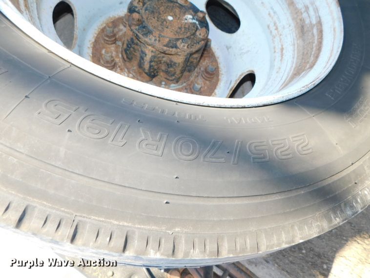 image for item DJ5846 2012 Ford F550 Super Duty XL  truck cab and chassis