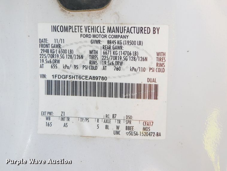 image for item DJ5846 2012 Ford F550 Super Duty XL  truck cab and chassis