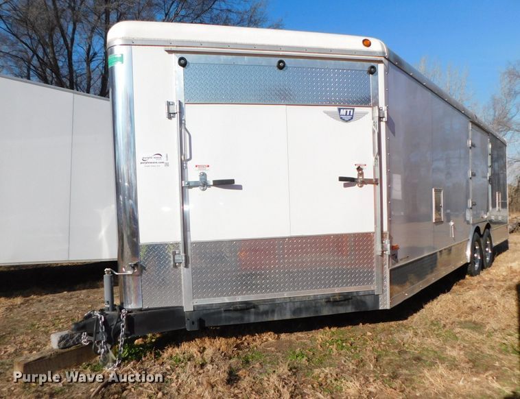 image for item DJ5852 2016 MTI MSCT 8.5X27TA3 enclosed cargo trailer