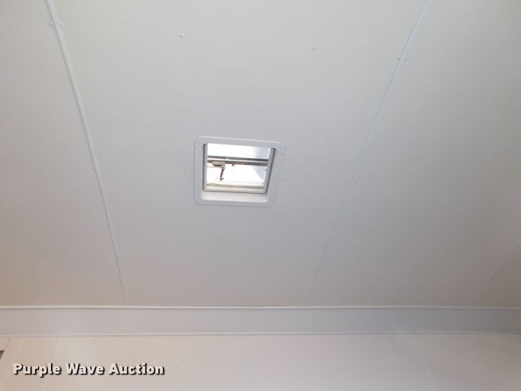 image for item DJ5852 2016 MTI MSCT 8.5X27TA3 enclosed cargo trailer