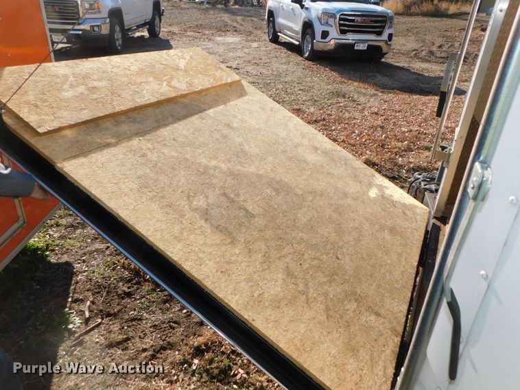 image for item DJ5852 2016 MTI MSCT 8.5X27TA3 enclosed cargo trailer