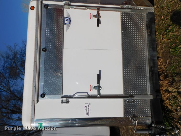 image for item DJ5852 2016 MTI MSCT 8.5X27TA3 enclosed cargo trailer