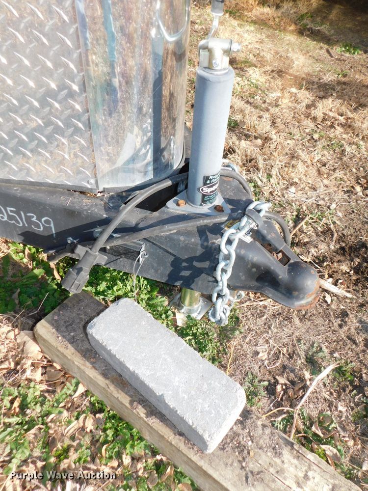 image for item DJ5852 2016 MTI MSCT 8.5X27TA3 enclosed cargo trailer