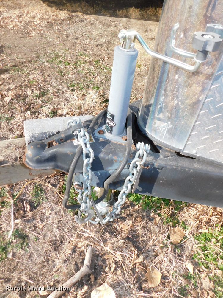 image for item DJ5852 2016 MTI MSCT 8.5X27TA3 enclosed cargo trailer