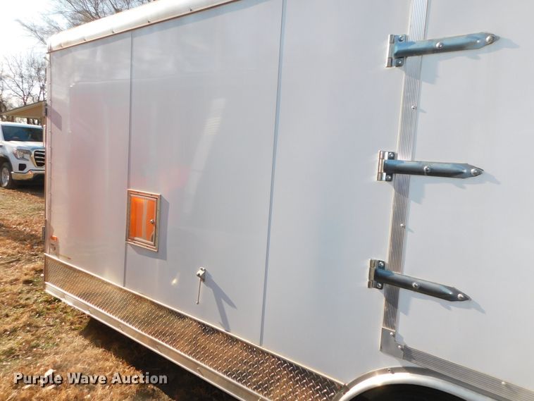 image for item DJ5852 2016 MTI MSCT 8.5X27TA3 enclosed cargo trailer
