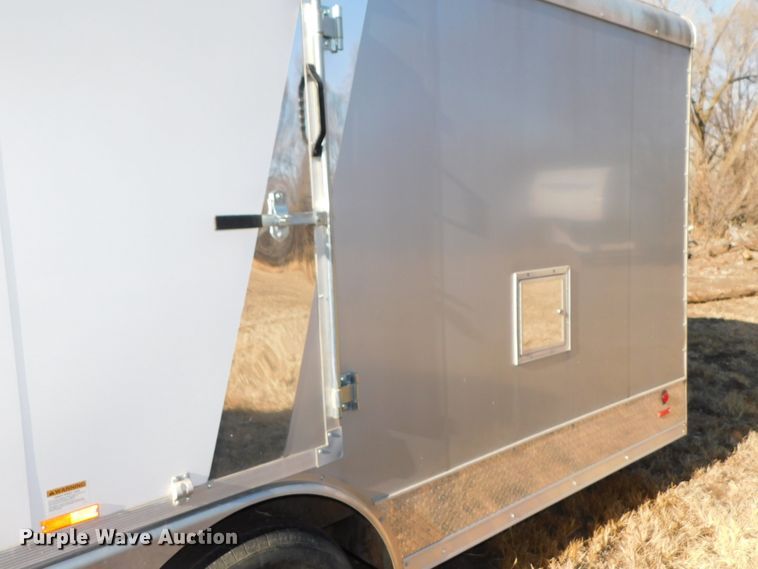 image for item DJ5852 2016 MTI MSCT 8.5X27TA3 enclosed cargo trailer