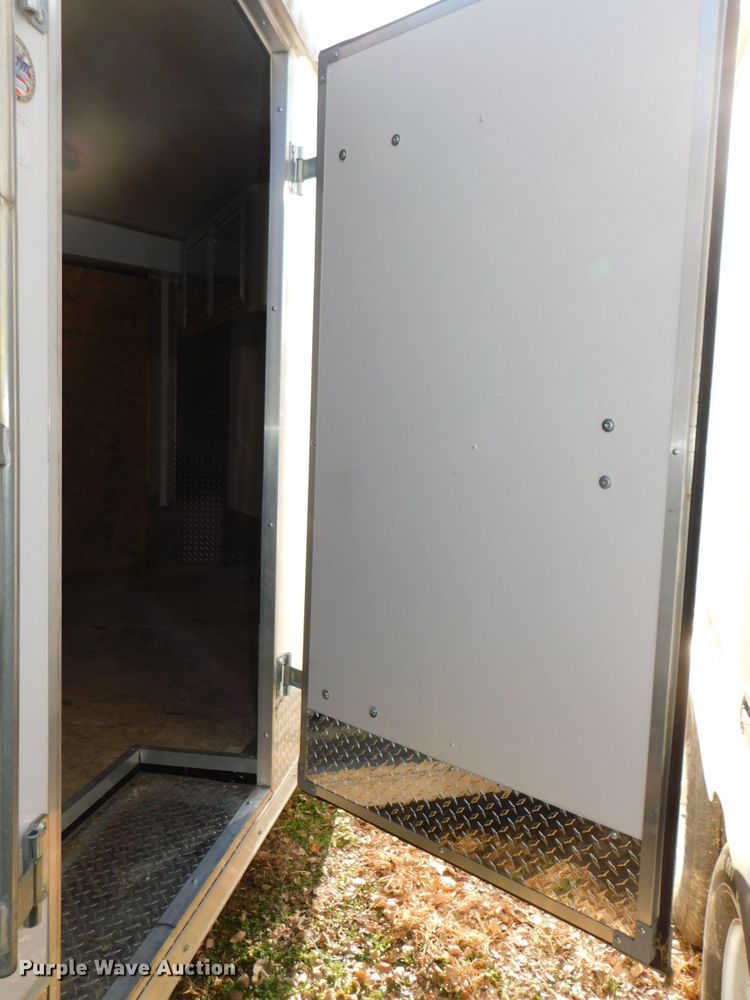 image for item DJ5852 2016 MTI MSCT 8.5X27TA3 enclosed cargo trailer