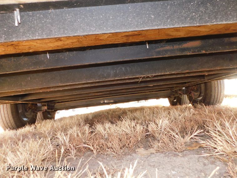 image for item DJ5852 2016 MTI MSCT 8.5X27TA3 enclosed cargo trailer