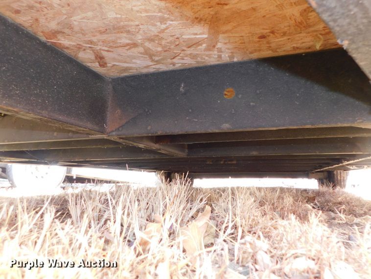 image for item DJ5852 2016 MTI MSCT 8.5X27TA3 enclosed cargo trailer