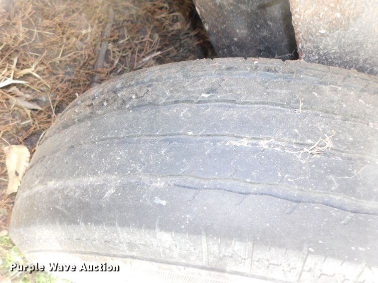 image for item DJ5852 2016 MTI MSCT 8.5X27TA3 enclosed cargo trailer