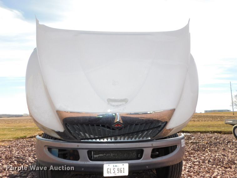 image for item DJ5853 2013 International DuraStar 4300M7  box truck