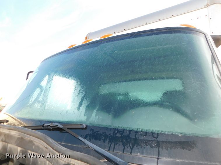 image for item DJ5853 2013 International DuraStar 4300M7  box truck