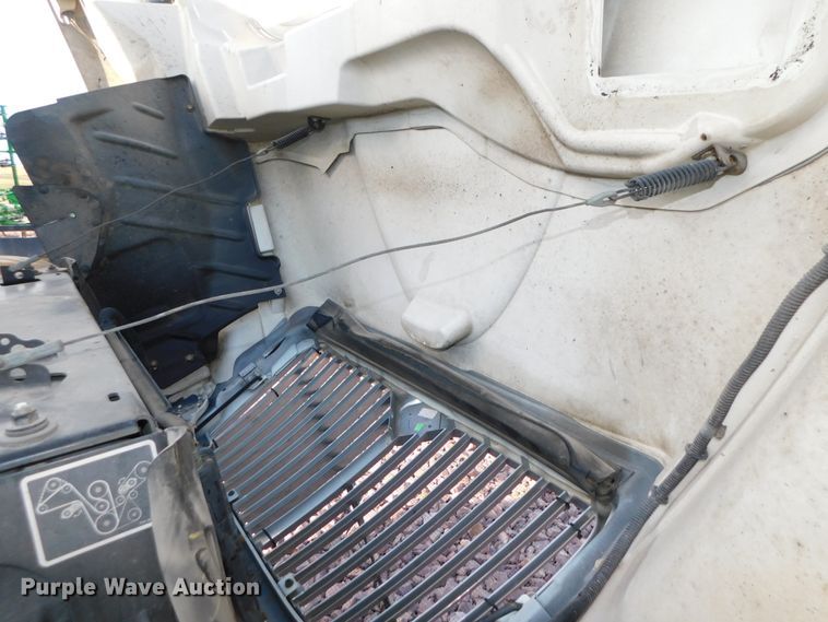 image for item DJ5853 2013 International DuraStar 4300M7  box truck