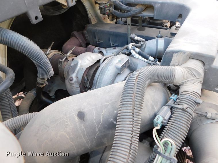 image for item DJ5853 2013 International DuraStar 4300M7  box truck