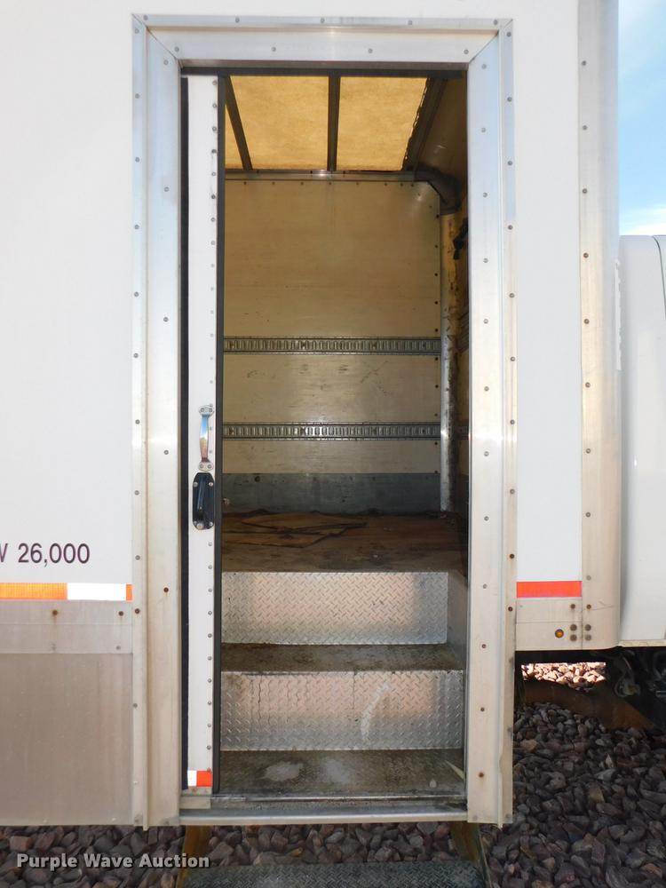 image for item DJ5853 2013 International DuraStar 4300M7  box truck