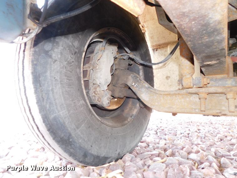 image for item DJ5853 2013 International DuraStar 4300M7  box truck