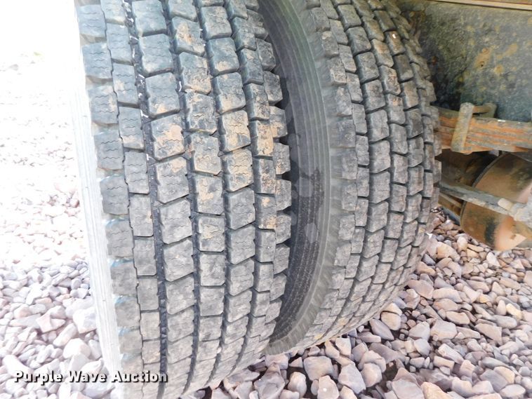 image for item DJ5853 2013 International DuraStar 4300M7  box truck