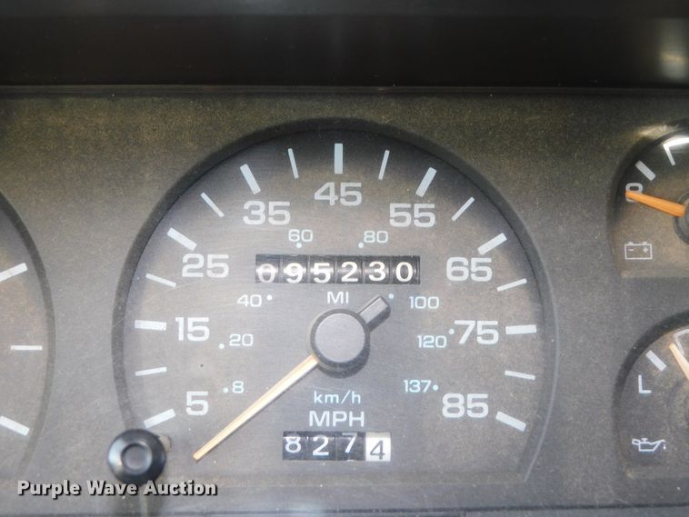 image for item DJ5856 1992 Dodge Dakota Sport  pickup truck