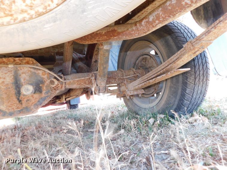 image for item DJ5856 1992 Dodge Dakota Sport  pickup truck