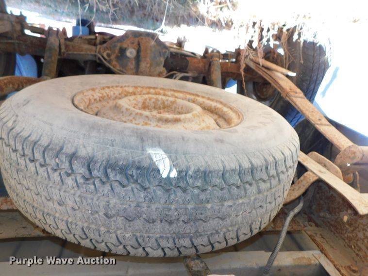 image for item DJ5856 1992 Dodge Dakota Sport  pickup truck