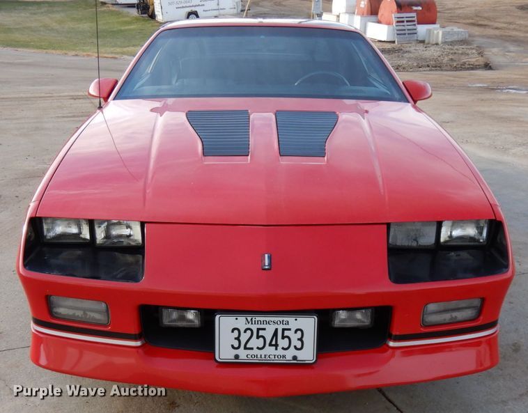 image for item DJ6063 1989 Chevrolet Camaro IROC-Z