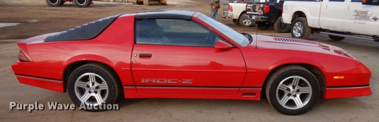 image for item DJ6063 1989 Chevrolet Camaro IROC-Z