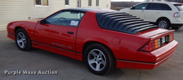 image for item DJ6063 1989 Chevrolet Camaro IROC-Z