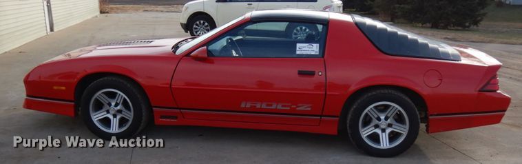 image for item DJ6063 1989 Chevrolet Camaro IROC-Z