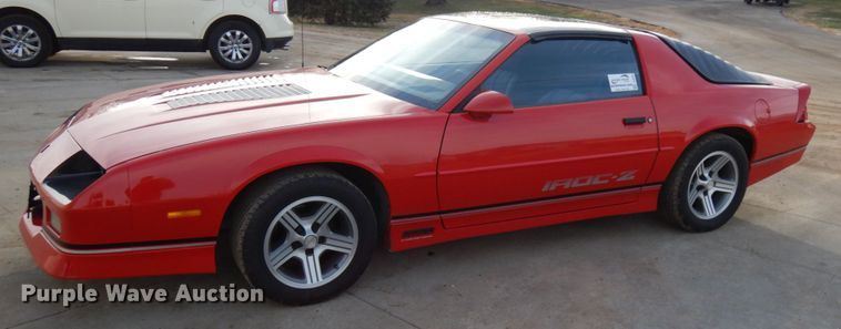 image for item DJ6063 1989 Chevrolet Camaro IROC-Z
