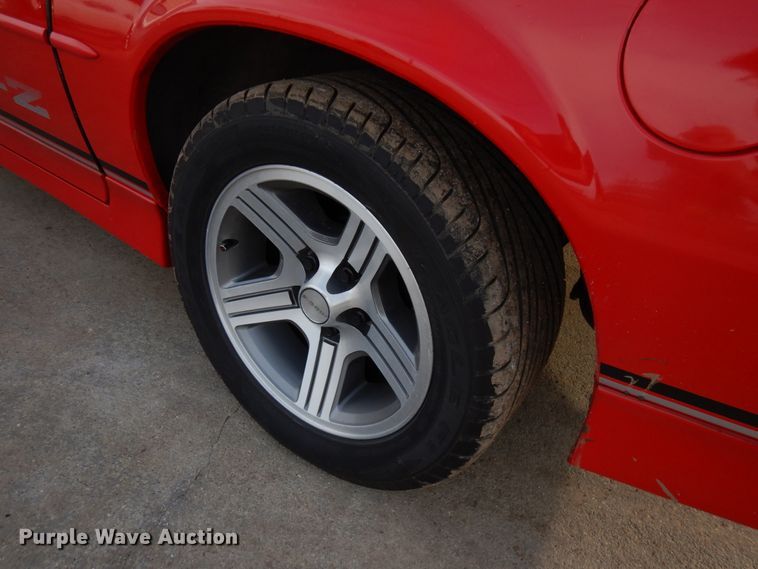 image for item DJ6063 1989 Chevrolet Camaro IROC-Z