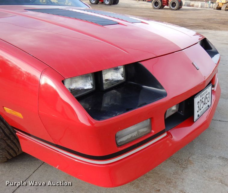 image for item DJ6063 1989 Chevrolet Camaro IROC-Z