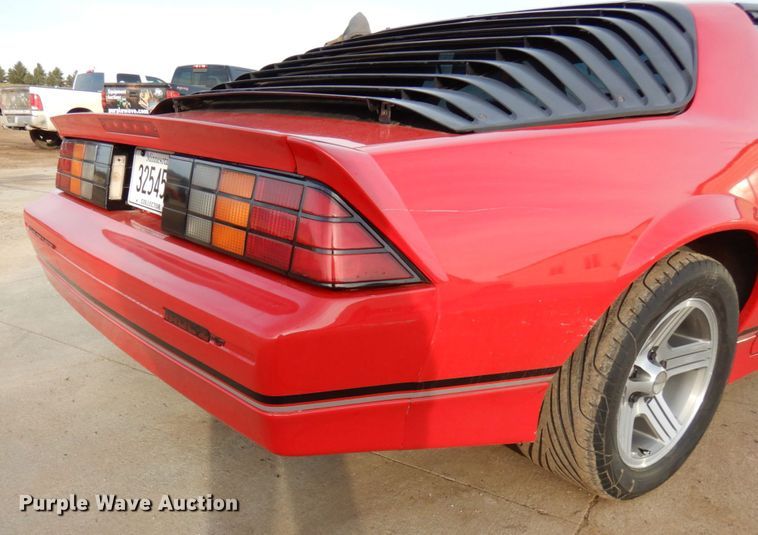 image for item DJ6063 1989 Chevrolet Camaro IROC-Z